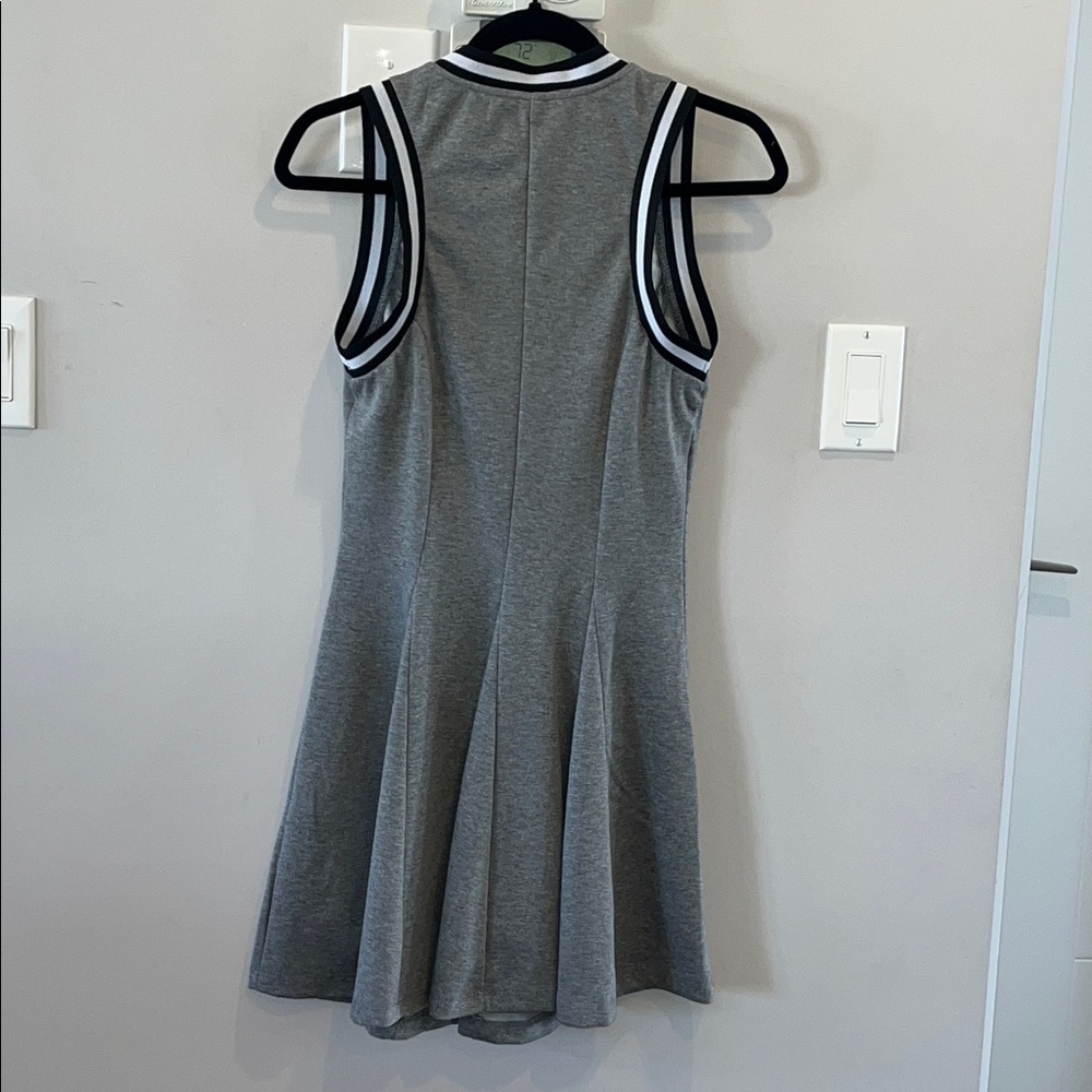Daily Practice Sleeveless V-Neck Sporty Mini Dress NWT - Picture 4 of 6